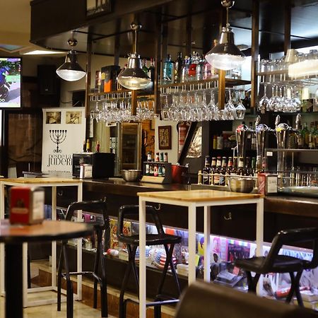 Hospedium Dlj Hostal Ben Nassar Arjona Dış mekan fotoğraf