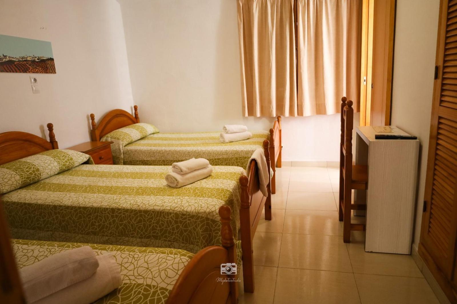 Hospedium Dlj Hostal Ben Nassar Arjona Dış mekan fotoğraf