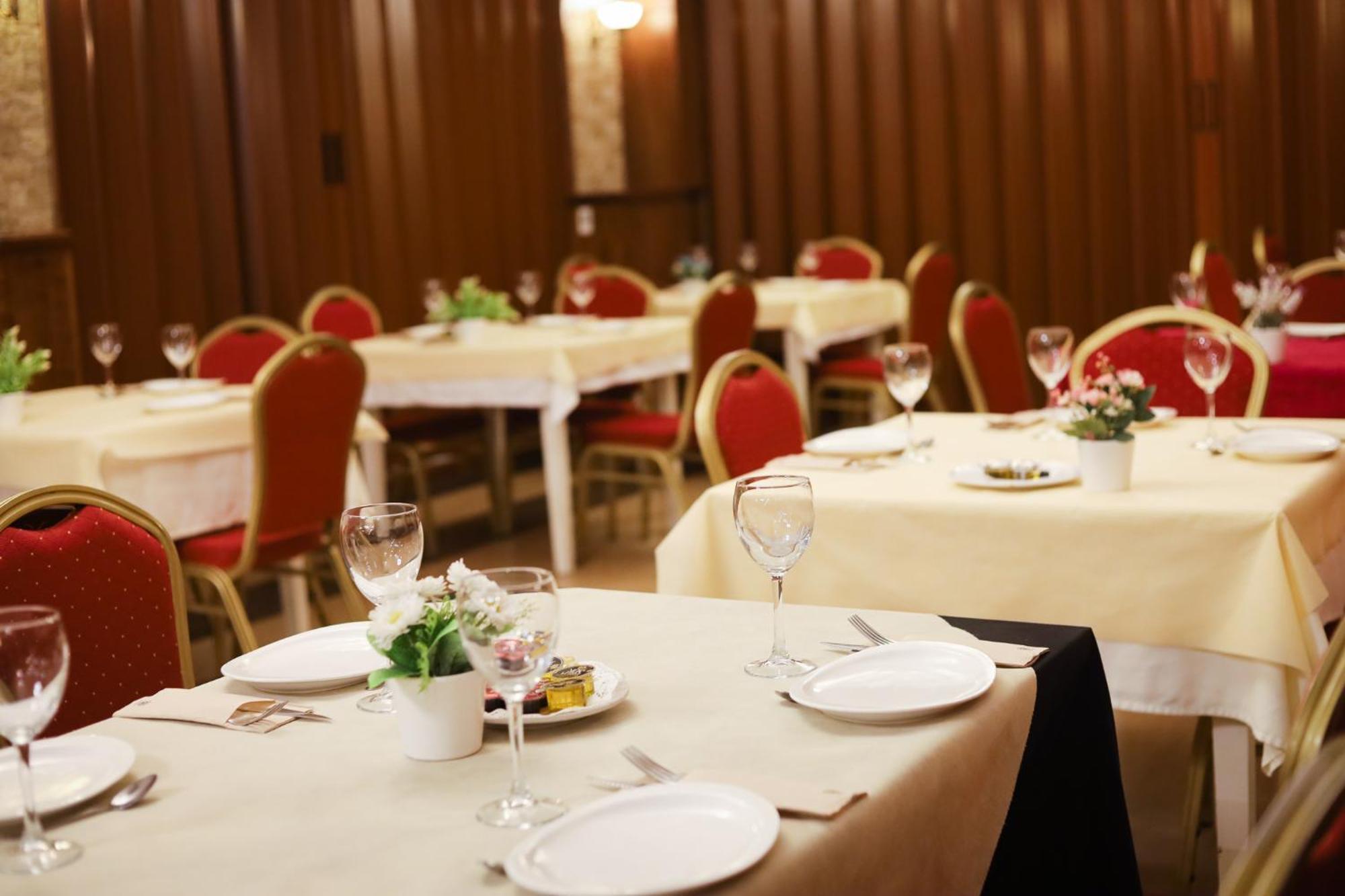 Hospedium Dlj Hostal Ben Nassar Arjona Dış mekan fotoğraf