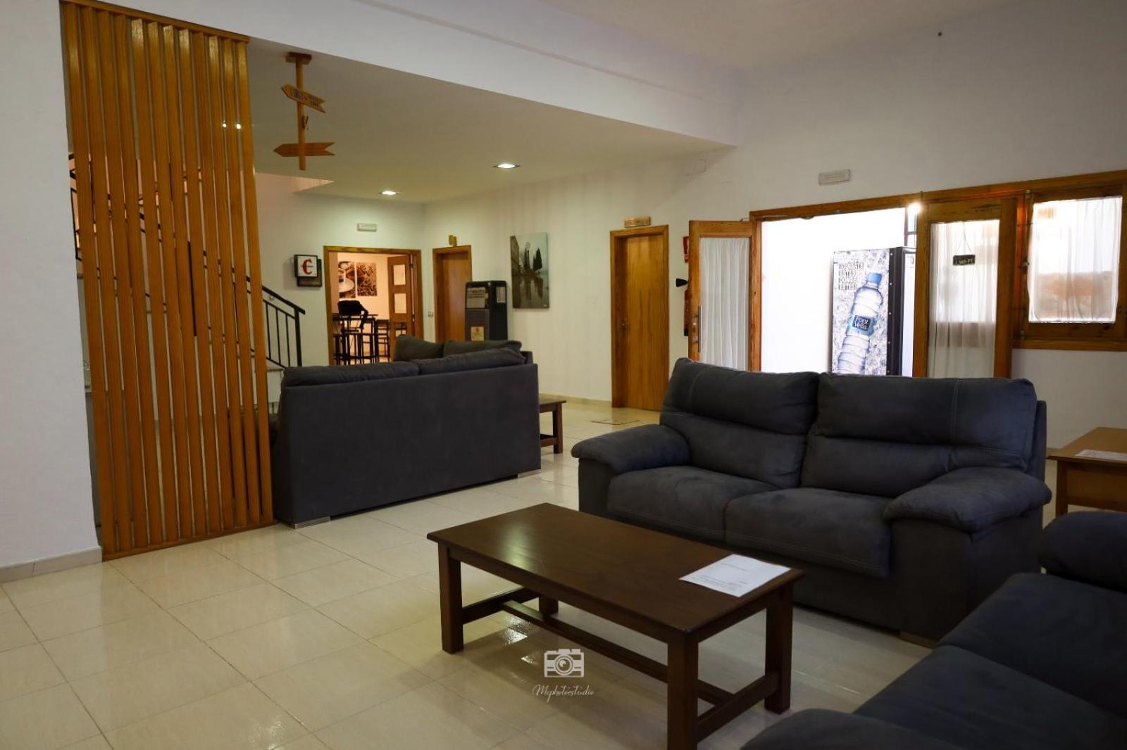 Hospedium Dlj Hostal Ben Nassar Arjona Dış mekan fotoğraf