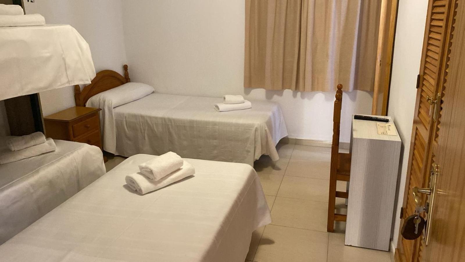 Hospedium Dlj Hostal Ben Nassar Arjona Dış mekan fotoğraf